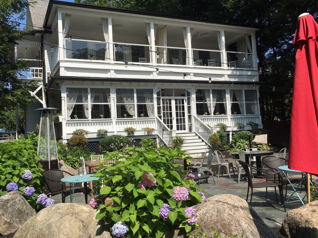 The Chateau On The Lake - Chateau Rooms主图