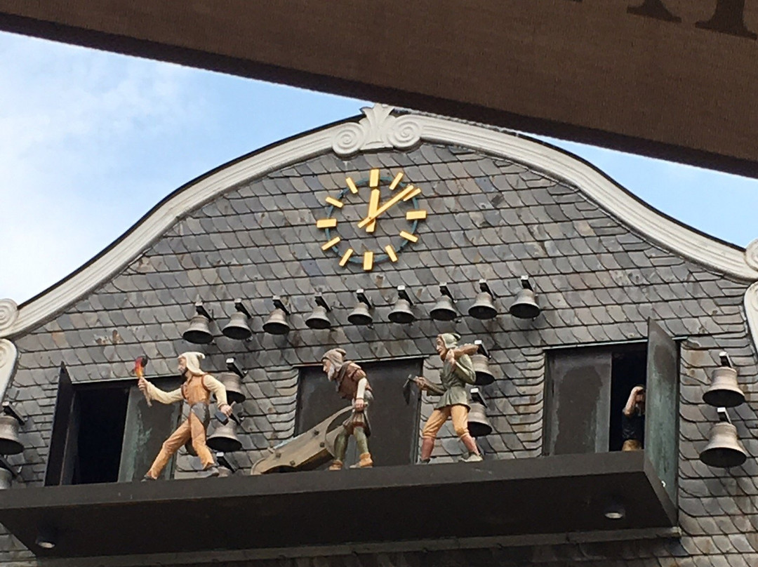 Glocken- und Figurenspiel am Markt-戈斯拉尔必去景点