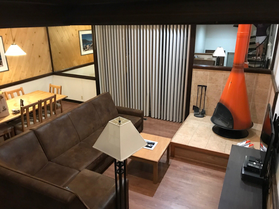 塔霍俱乐部度假酒店主图