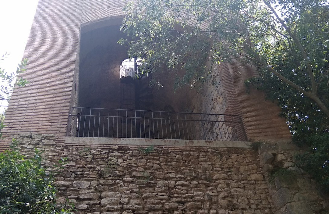 Torre Gironella-赫罗那必去景点