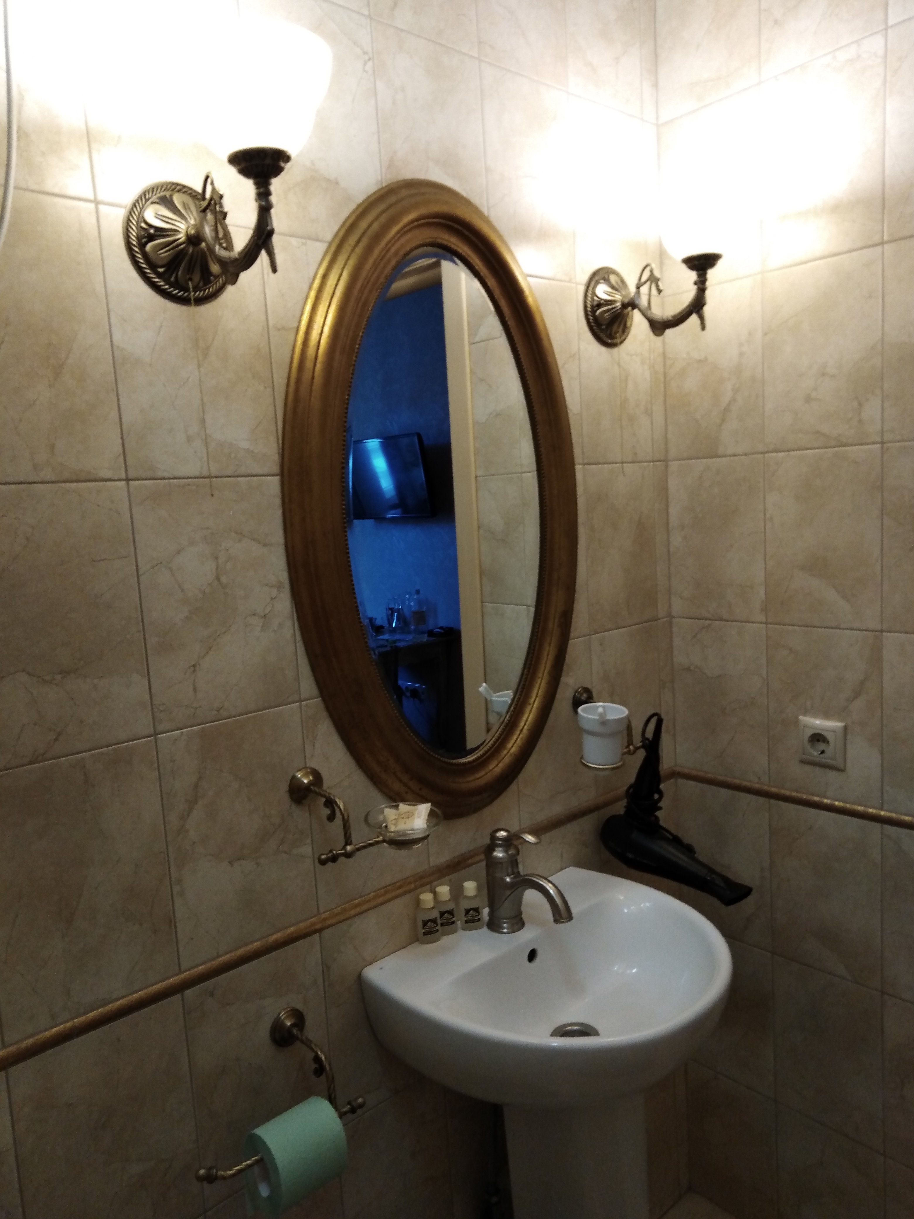 Hotel-Club Au Rooms-浴室