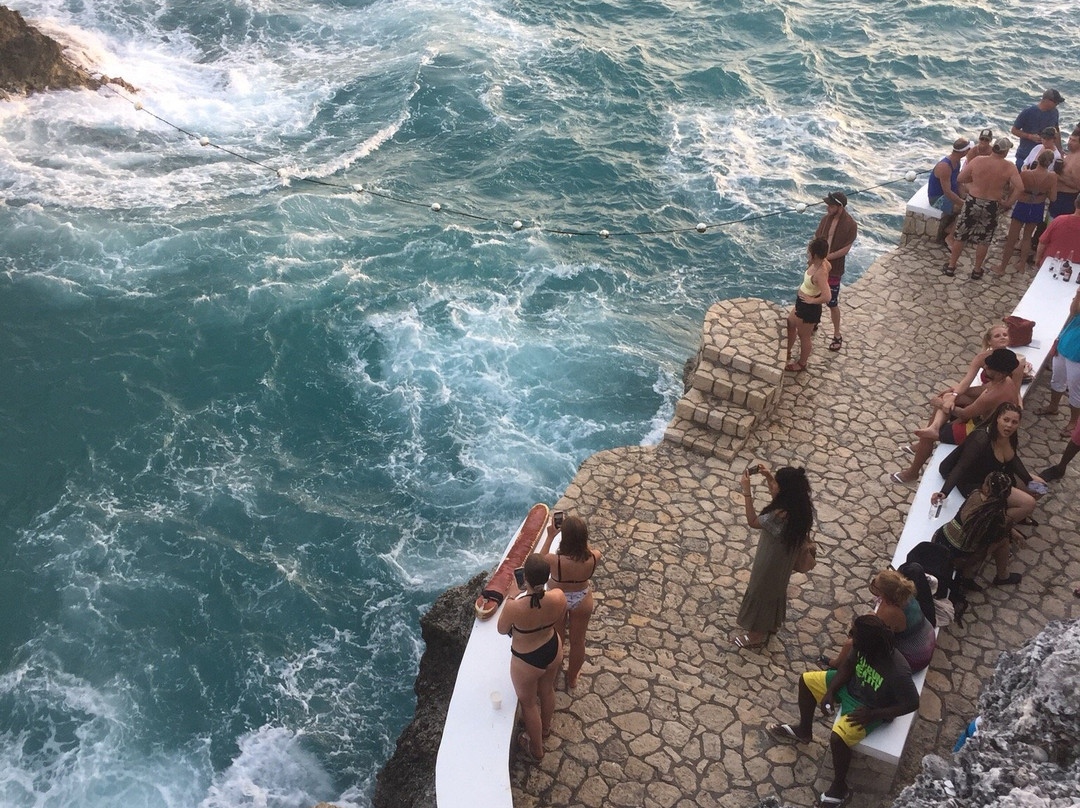 Cornwall Beach-蒙特戈贝必去景点