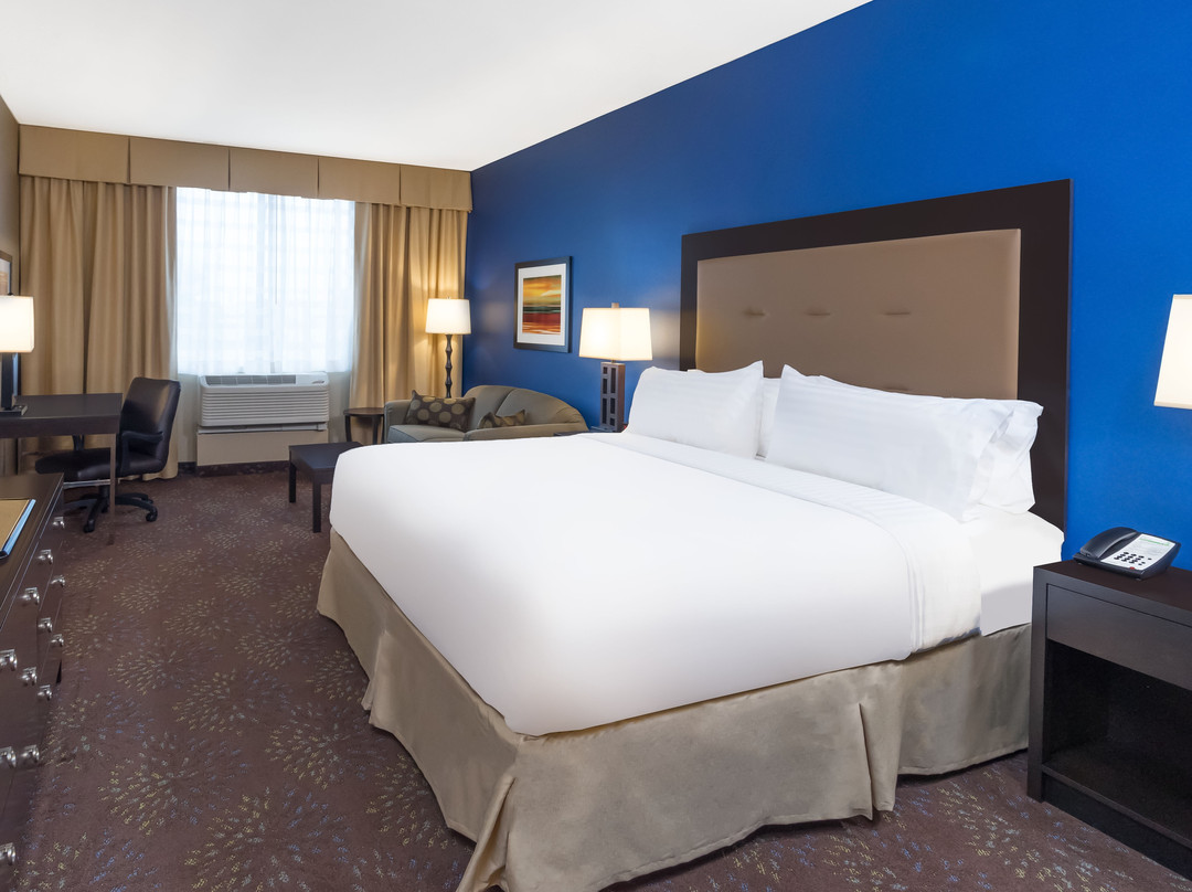 Holiday Inn Terre Haute by IHG主图
