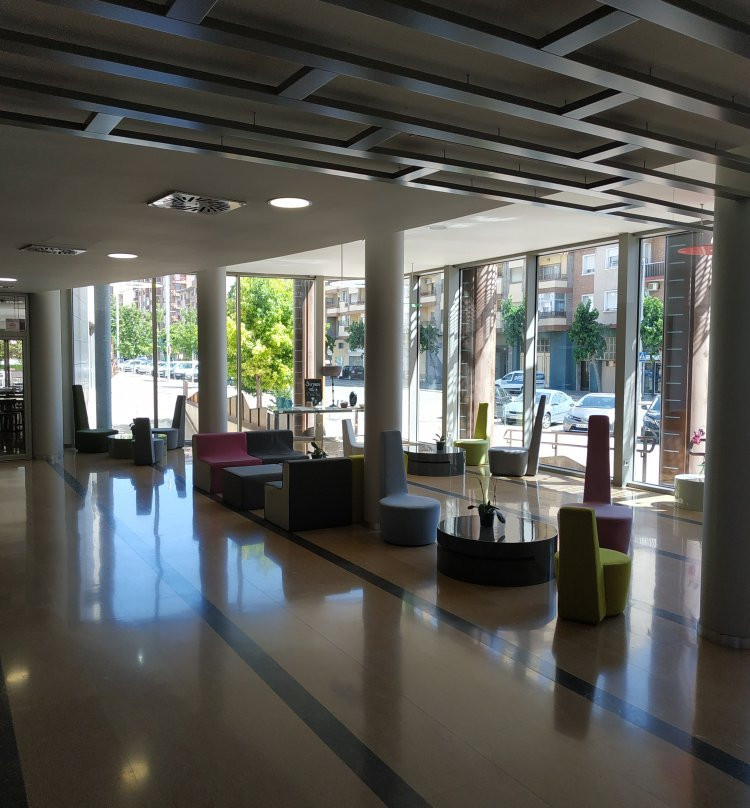 Hotel Masmonzon主图