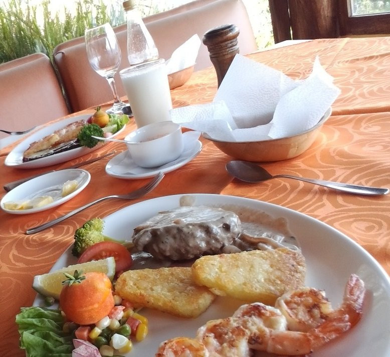 艾斯特里塔旅馆主图