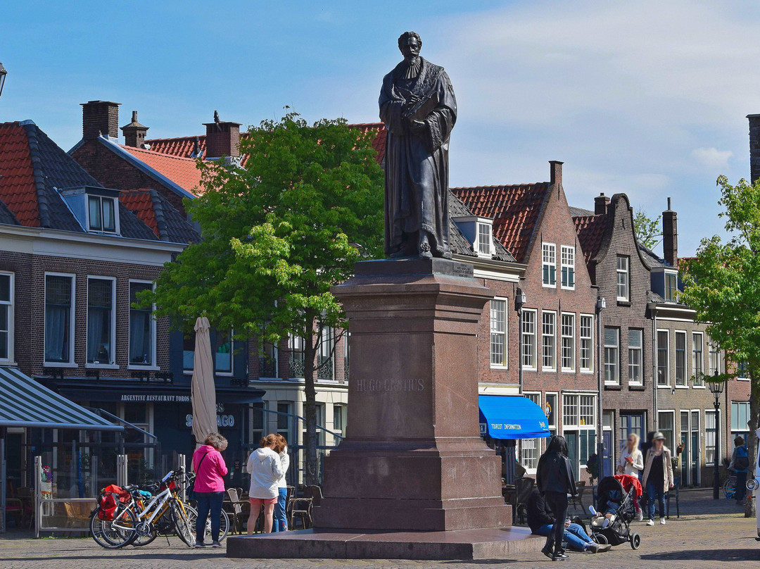 Hugo de Groot Monument-代尔夫特必去景点
