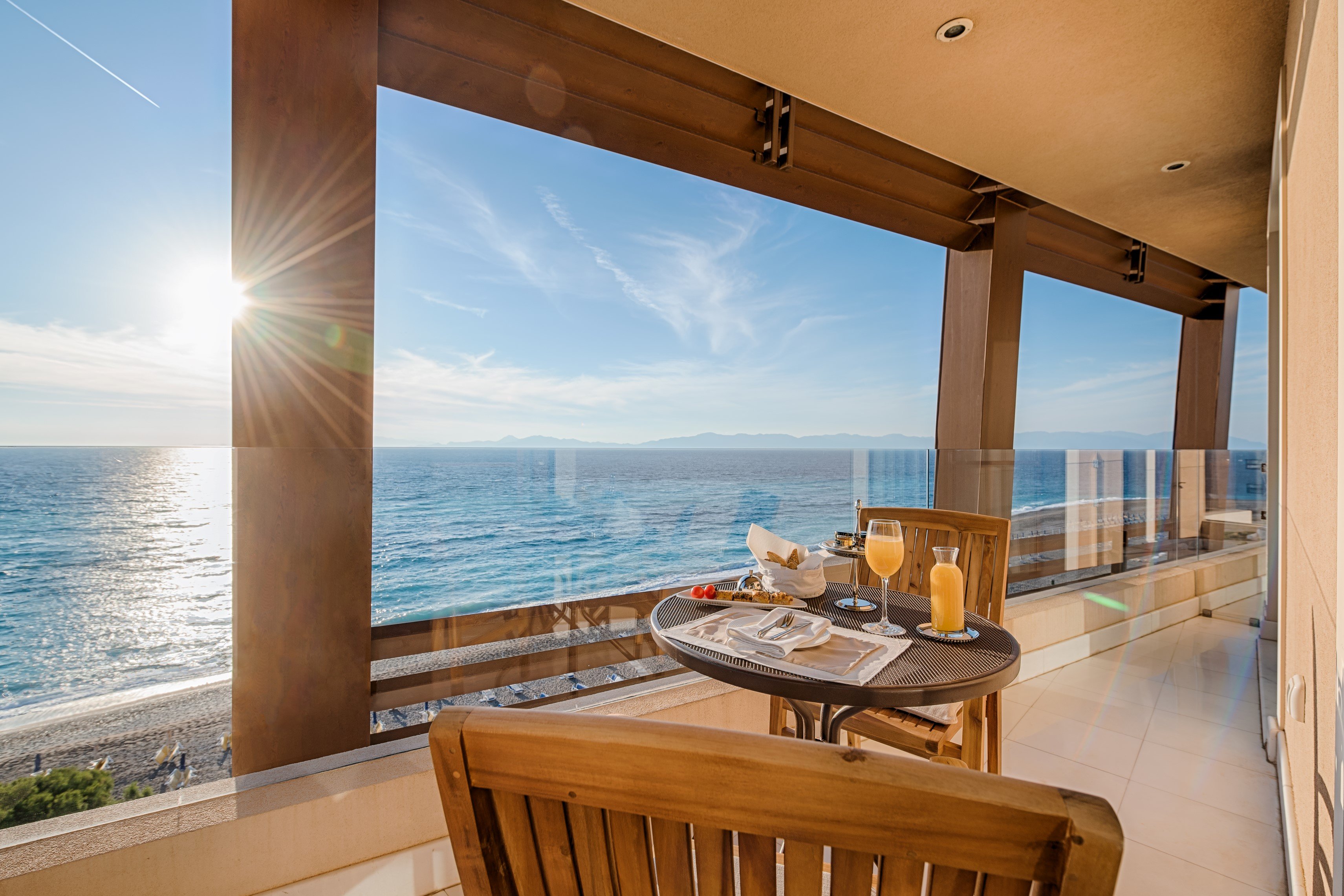 Bellevue On The Beach Suites-官方