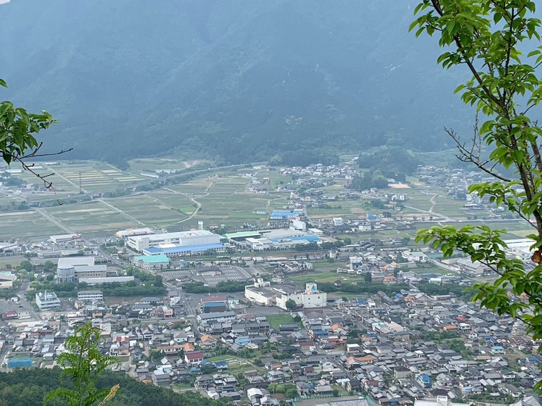 Kuroi Castle Ruins-丹波市必去景点
