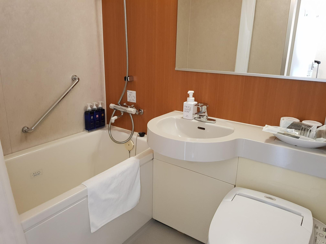 松本里士满酒店主图