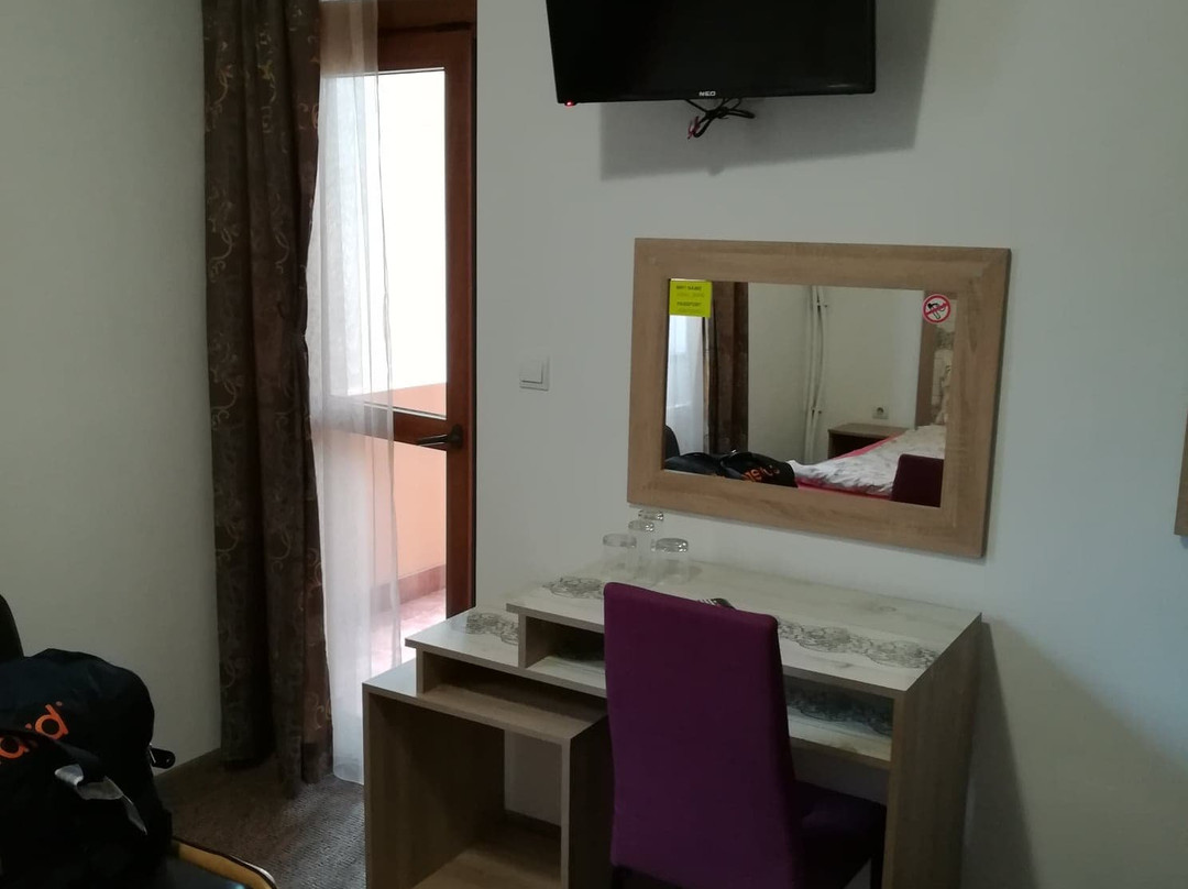 Hotel Priyateli主图