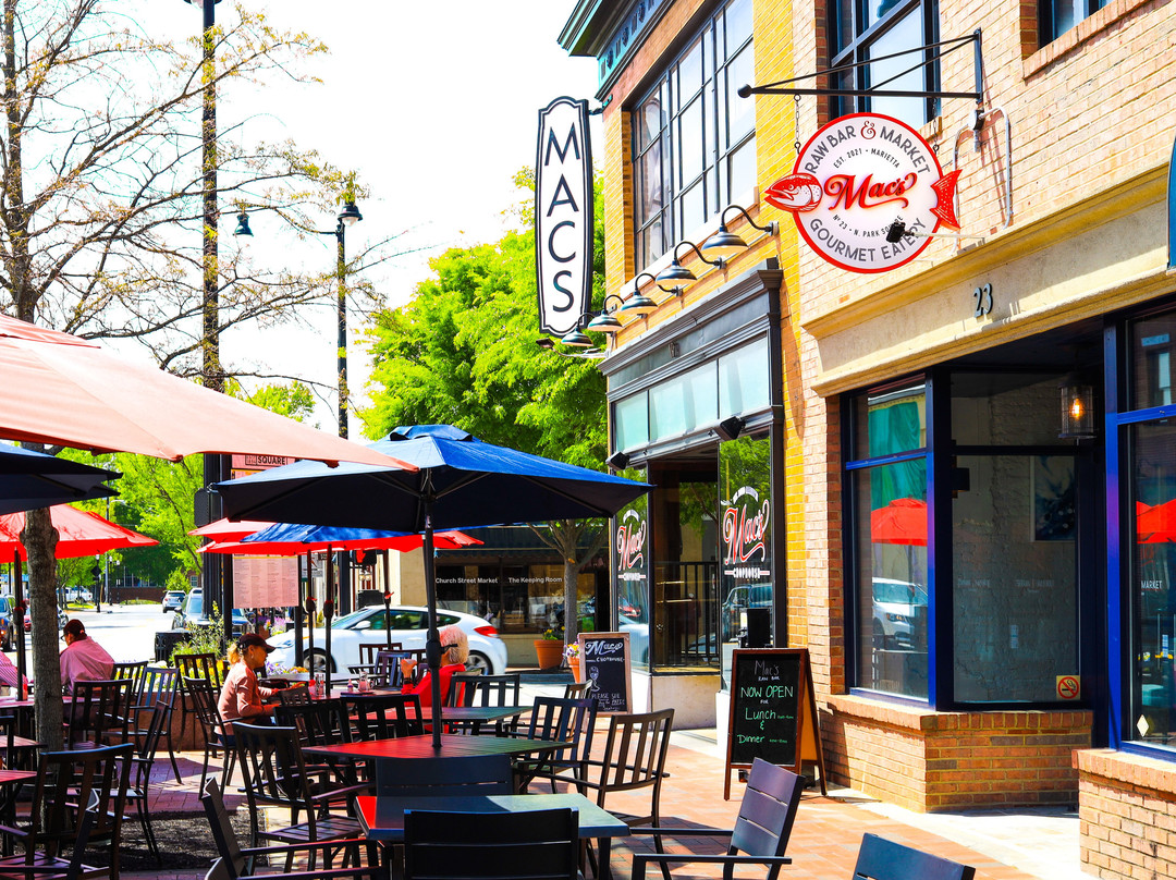 Mac's Raw Bar & Market