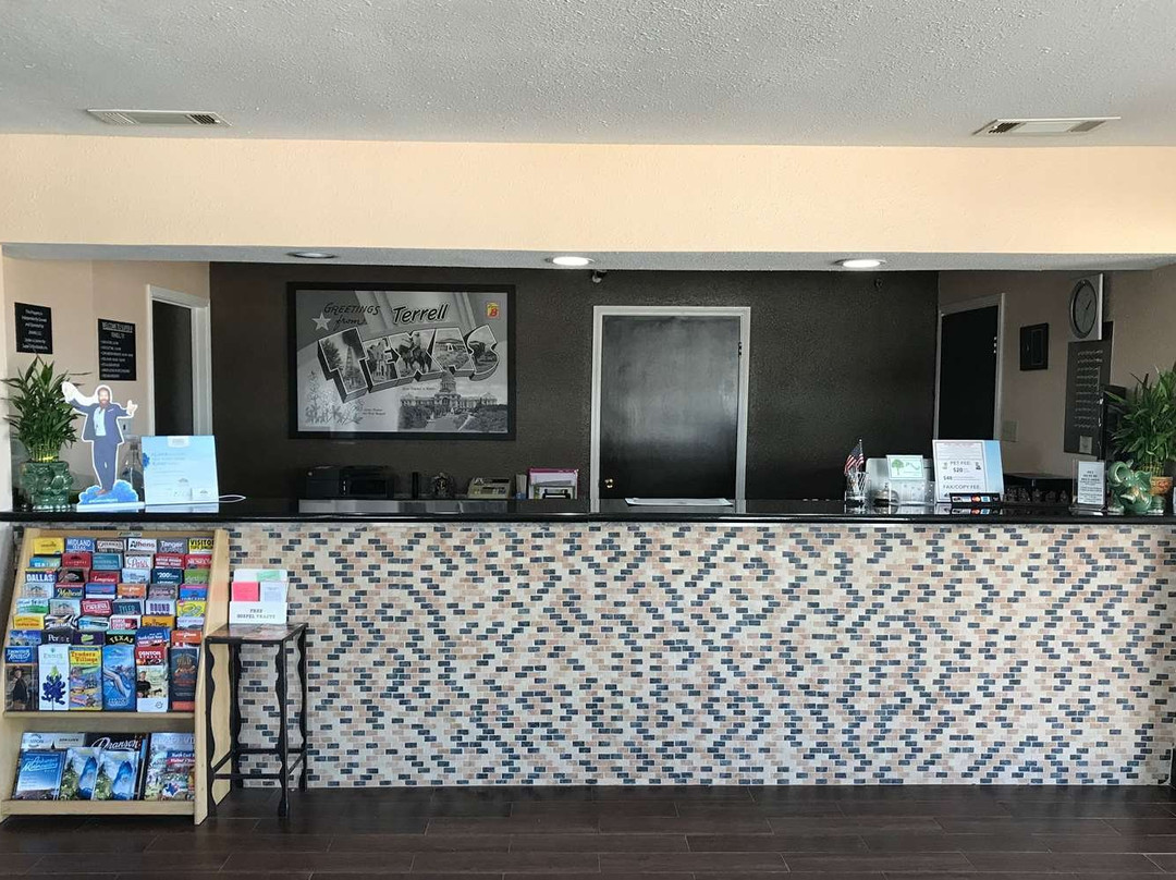 Super 8 by Wyndham Terrell主图