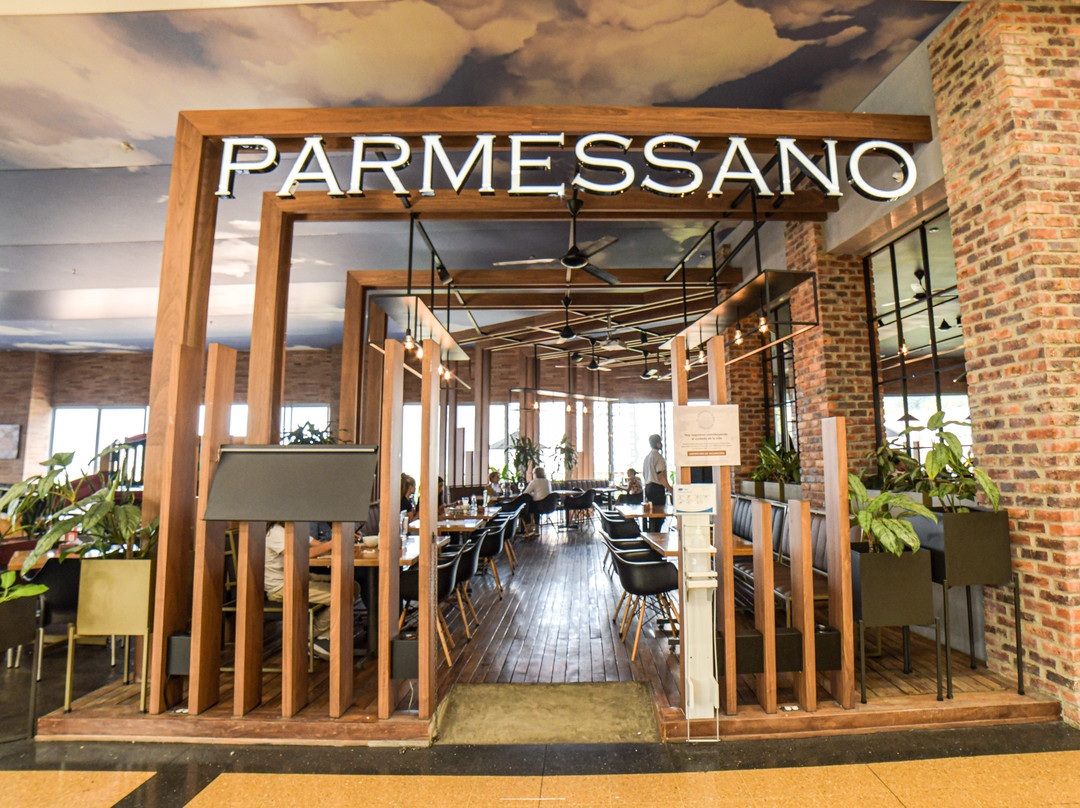 Parmessano City Plaza