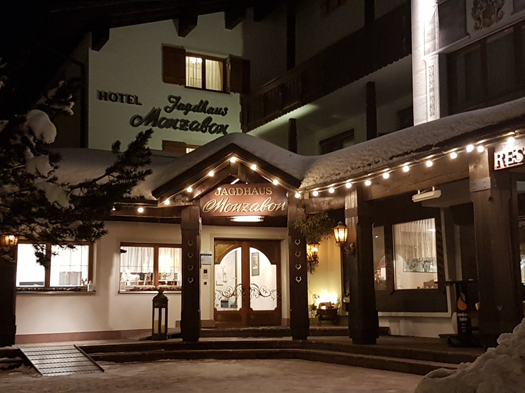 Hotel Jagdhaus Monzabon主图
