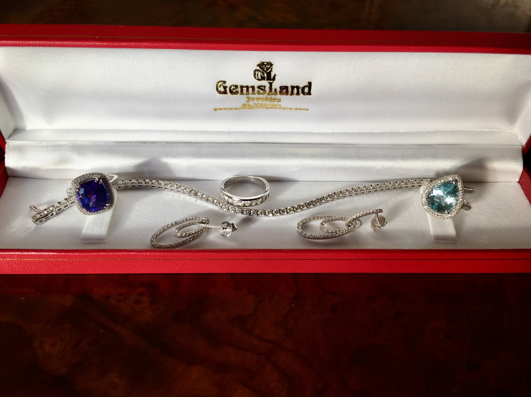 Gemsland Jewelers景点图片