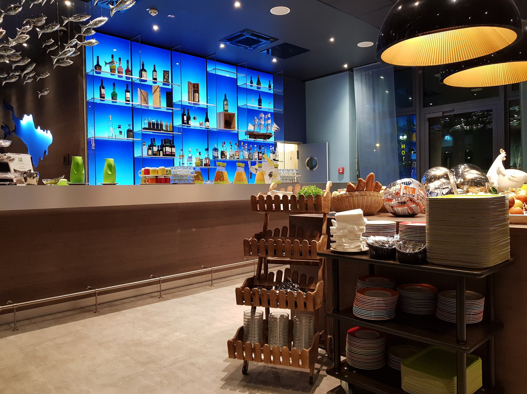 宜必思尚品康斯坦茨酒店主图