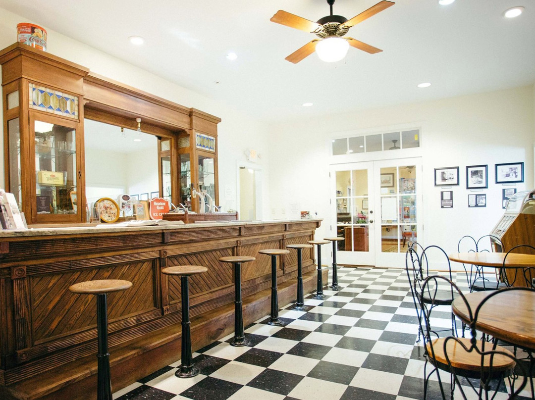 The Plaza Arts Center-Eatonton必去景点