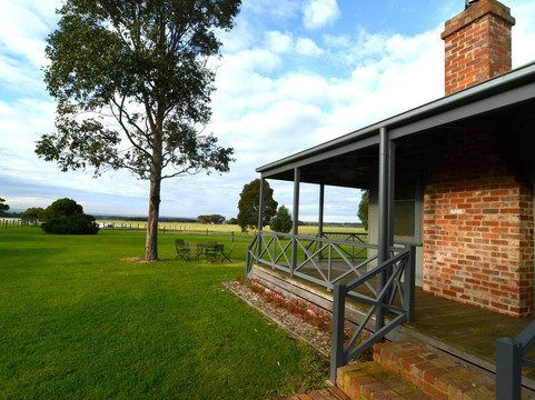 Lighthouse Extra Virgin Olive Oil & Farmstay-Drysdale必去景点