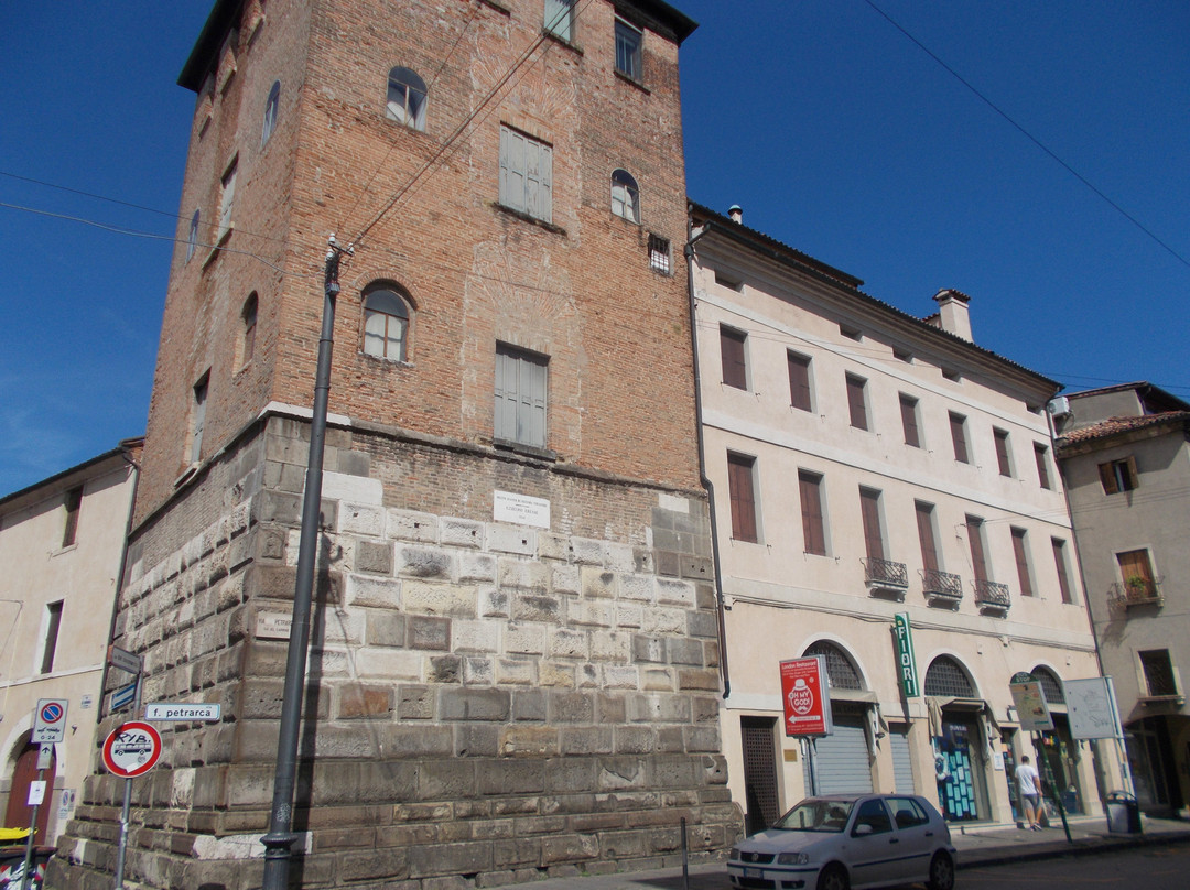 Torre di Ezzelino-帕多瓦必去景点