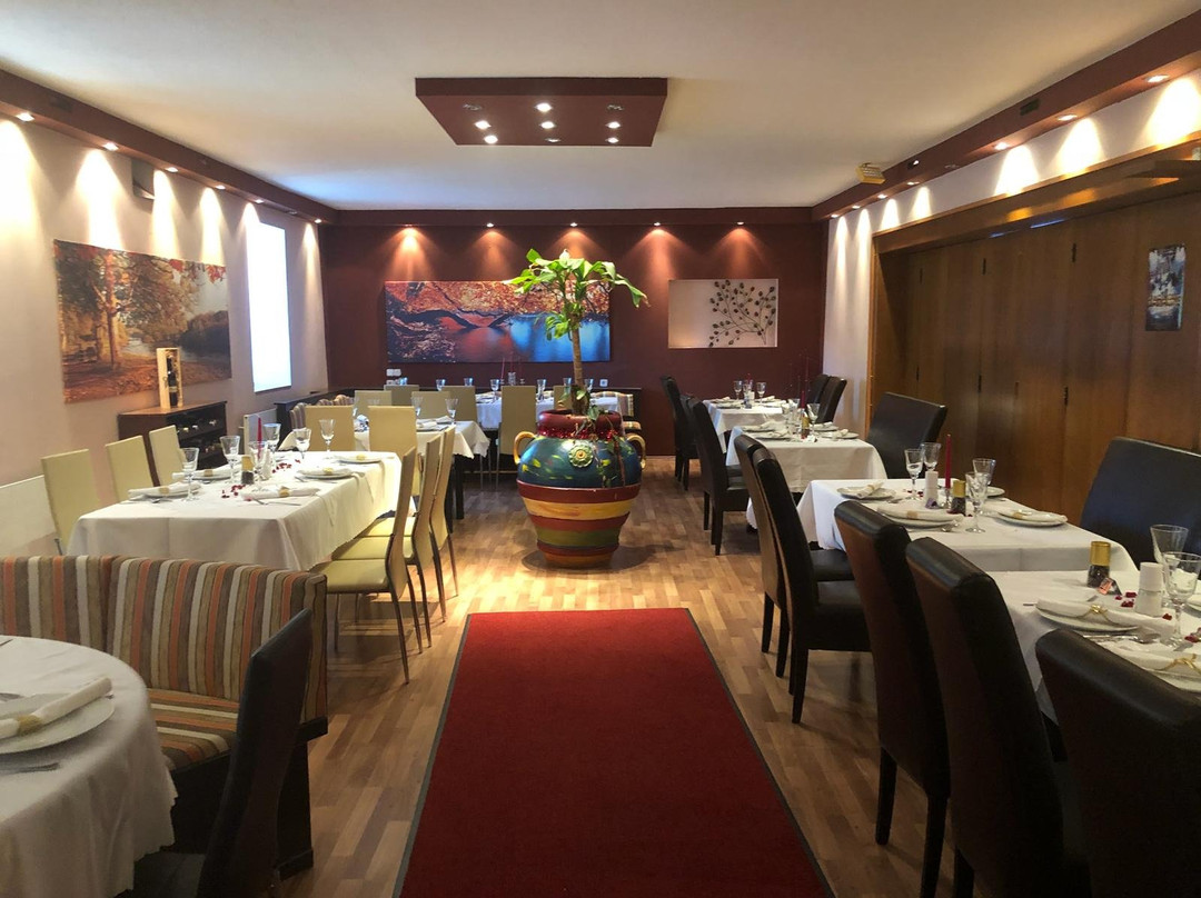 贾斯托夫维塔酒店及餐厅
