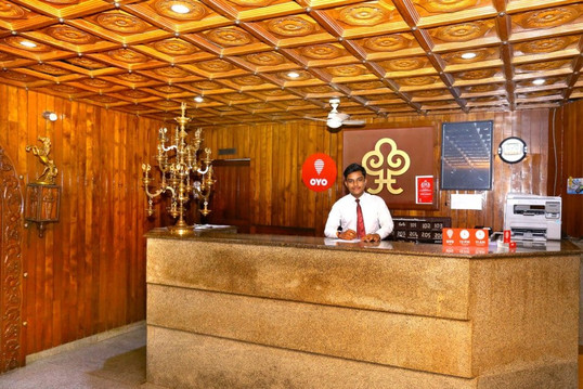 Hotel Thamburu International主图