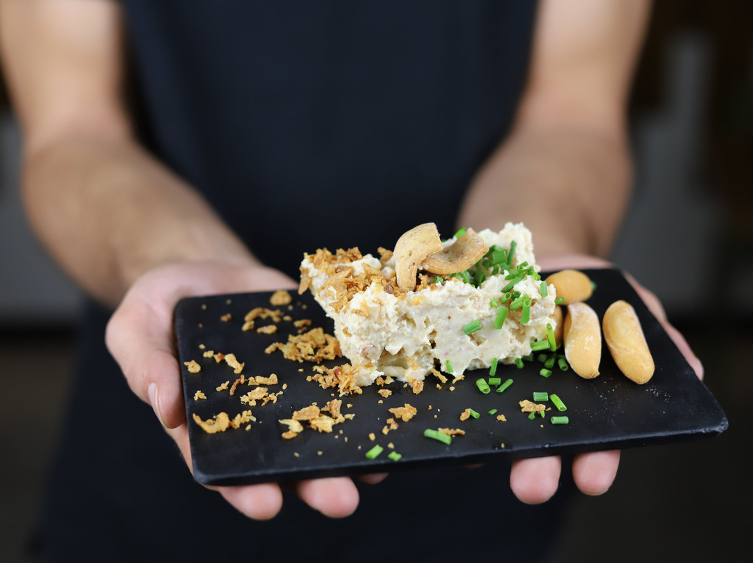 Totana餐馆和美食-Platea Loungebar