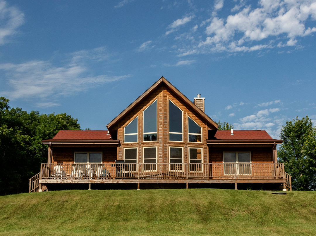 Red Cedar Lodge主图