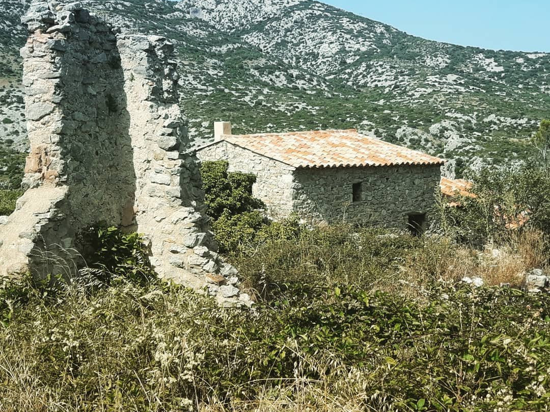 Village abandonné de Périllos景点图片