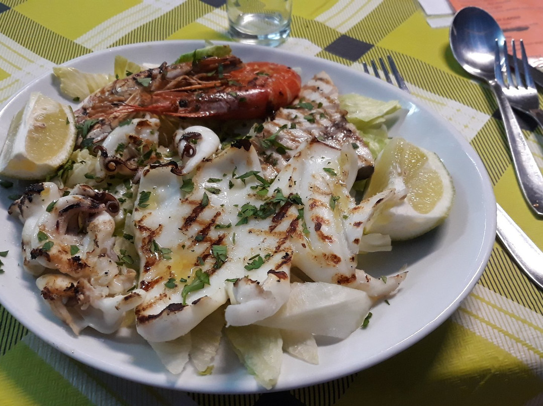 San Cataldo餐馆和美食-Da Carmelina