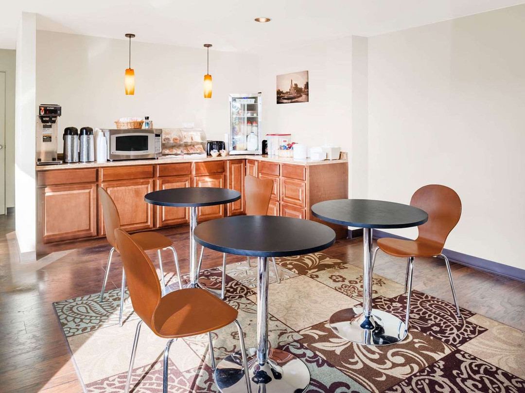 Knights Inn Jacksonville East Morton Ave主图