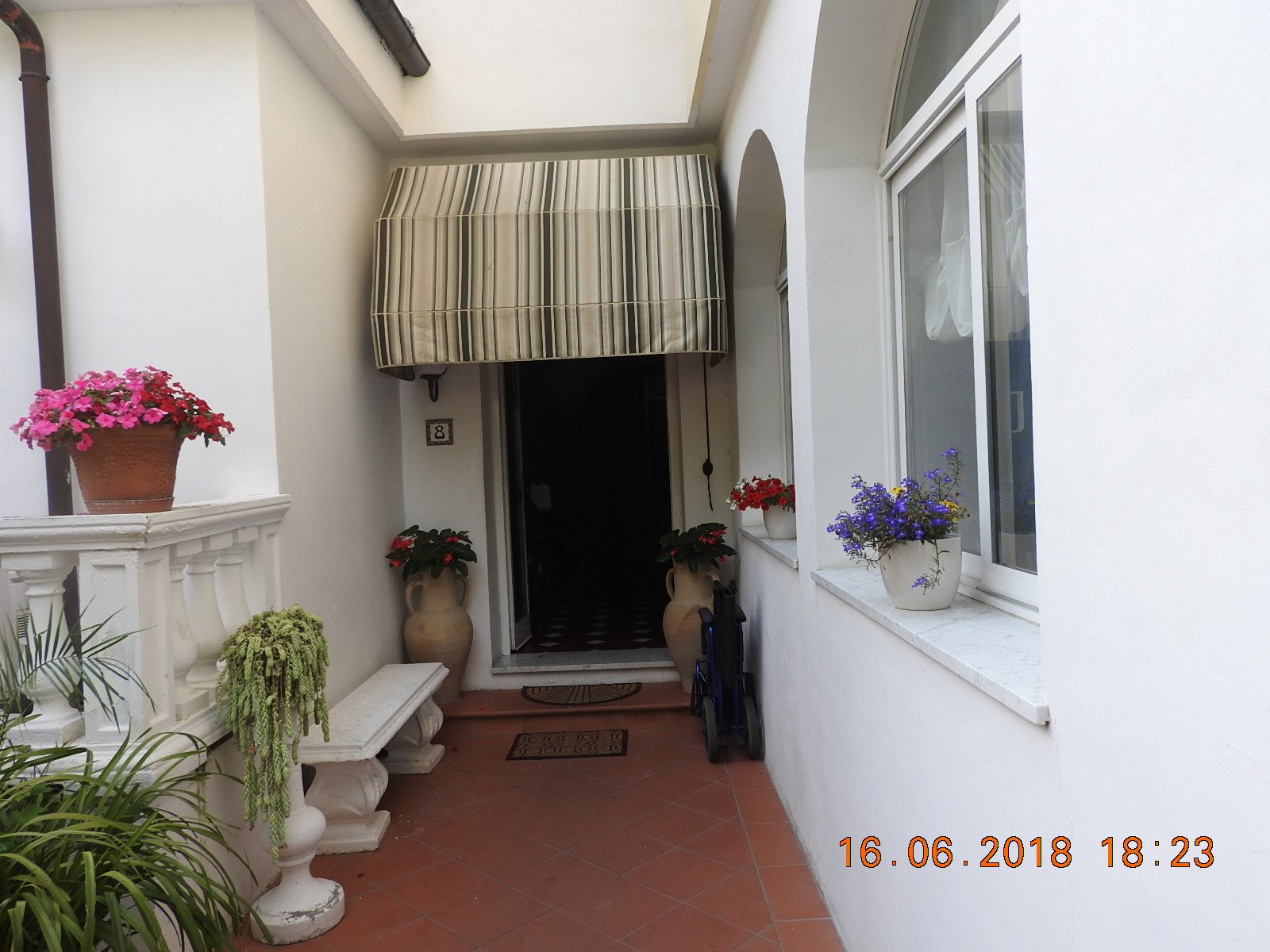 Orange Tree Villa Hotel-浴室