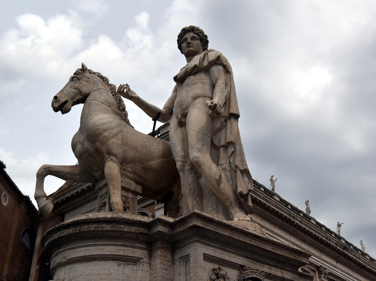 Statua di Castore-罗马必去景点