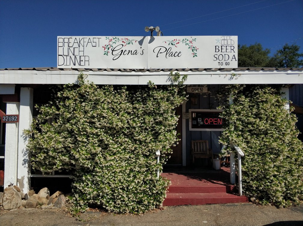 Hume餐馆和美食-Gena's Place