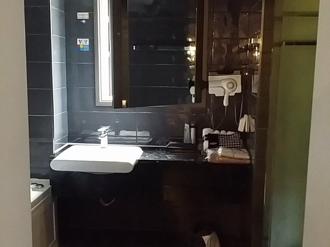 安提维斯酒店主图