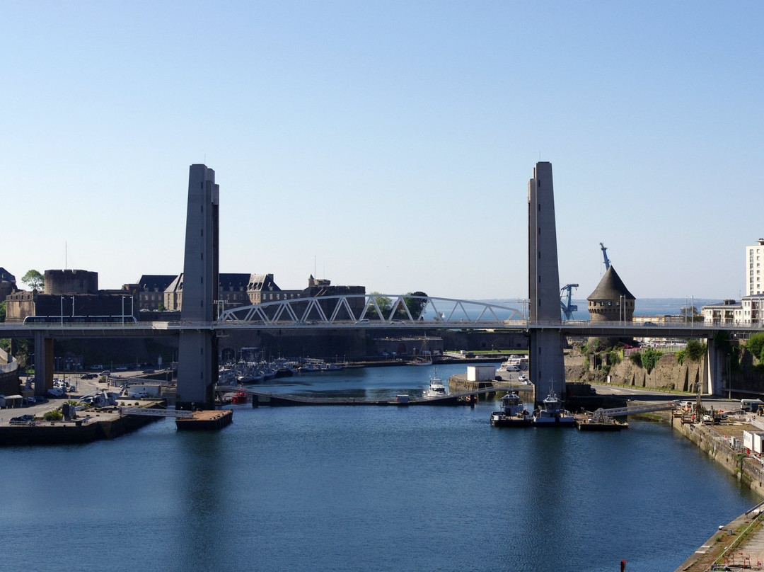 Pont de Recouvrance景点图片