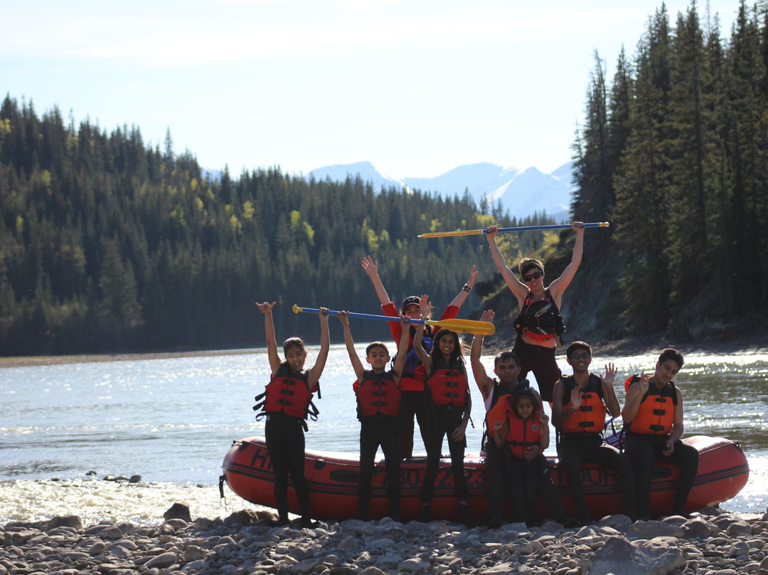Hinton Rafting Adventures-兴顿必去景点