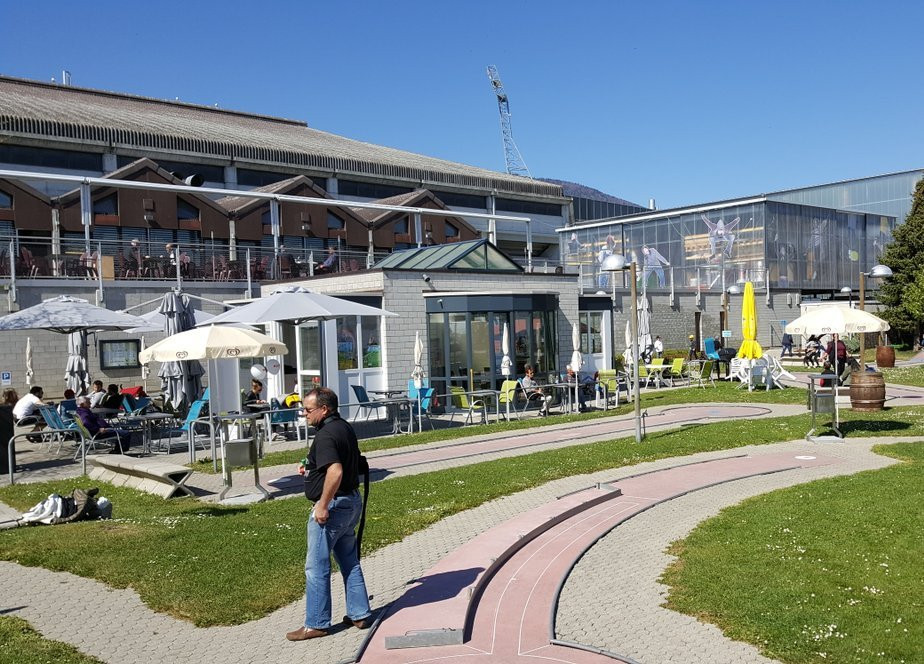 Minigolf de Neuchatel la Canebière-纳沙泰尔必去景点