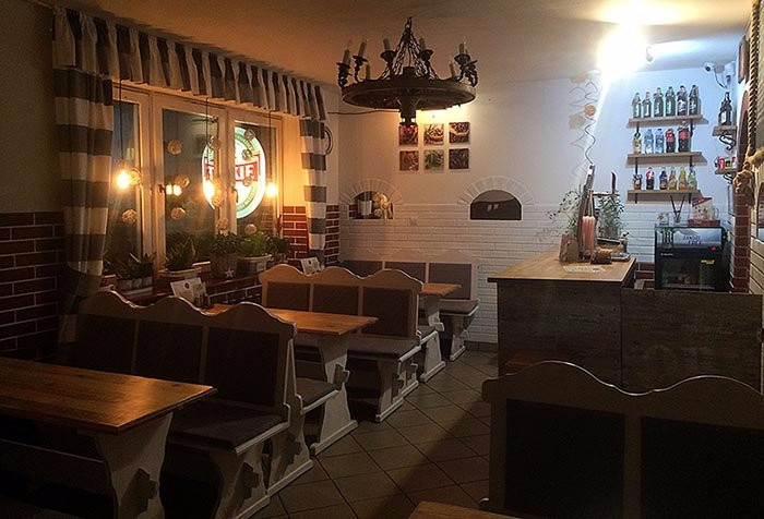 Rajgrod餐馆和美食-Bar Cezar
