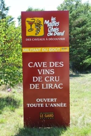 Cave des Vins de Cru de Lirac景点图片