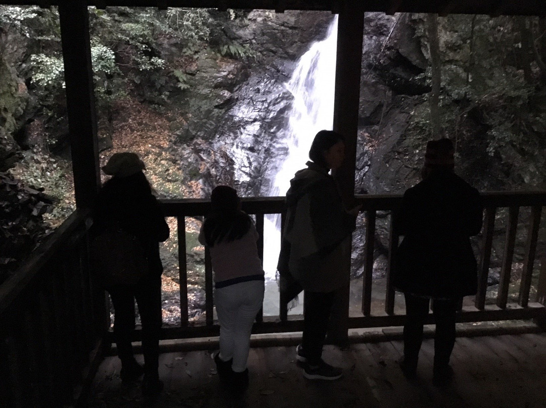 Sambaitani Falls-大洲市必去景点