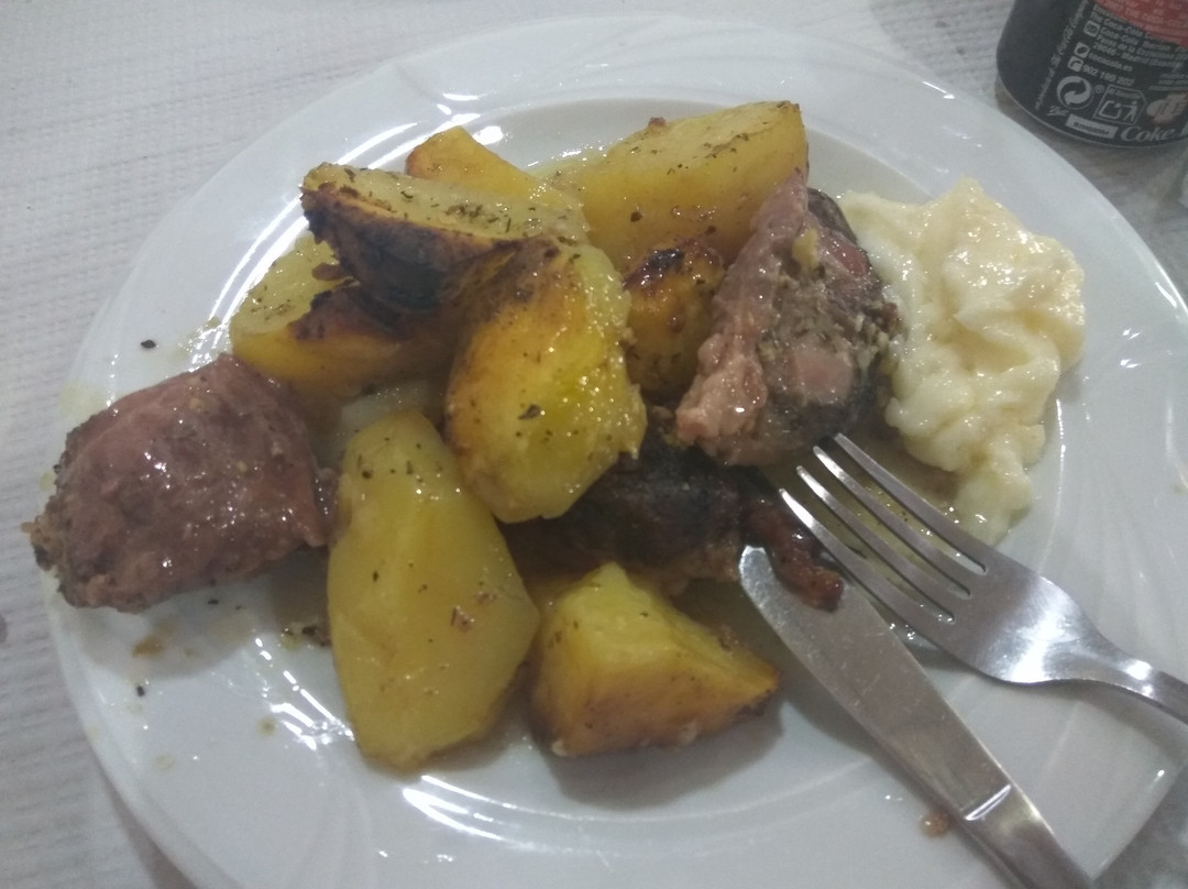 Fuente Librilla餐馆和美食-La Bodega