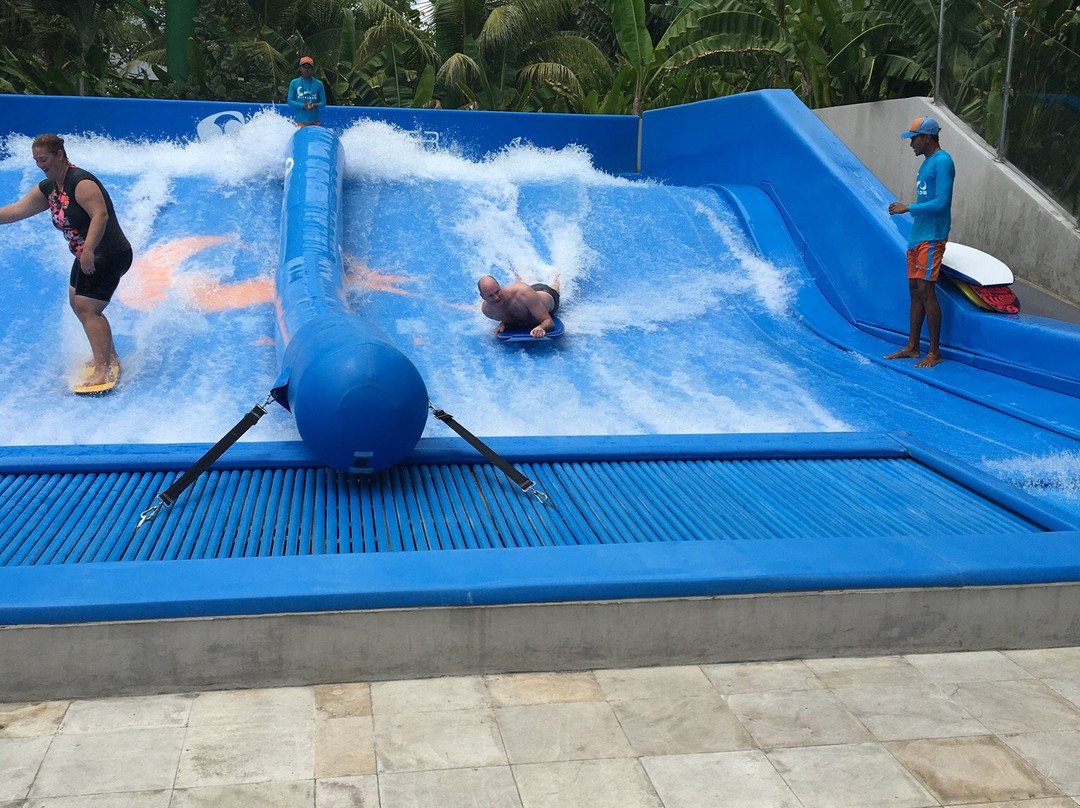 FlowRider Waterbom Bali-库塔必去景点