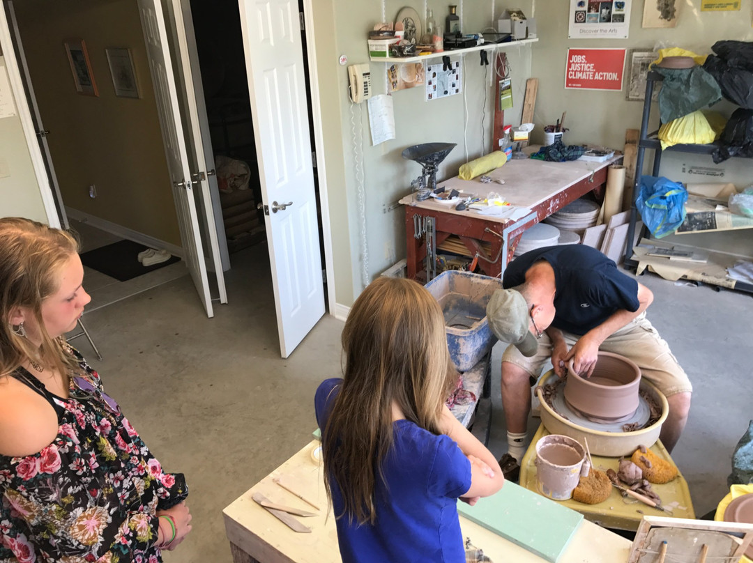 Wild Rice Pottery-Bear River必去景点