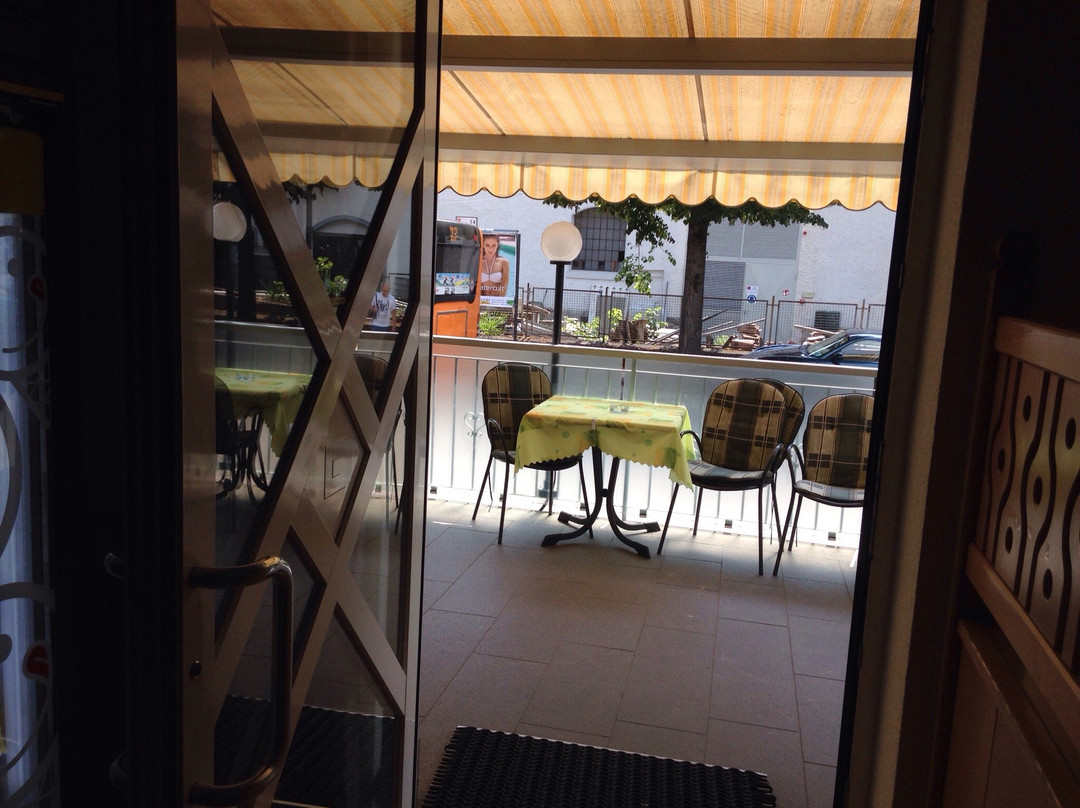 Quarazze酒店住宿-Gasthof Hanni