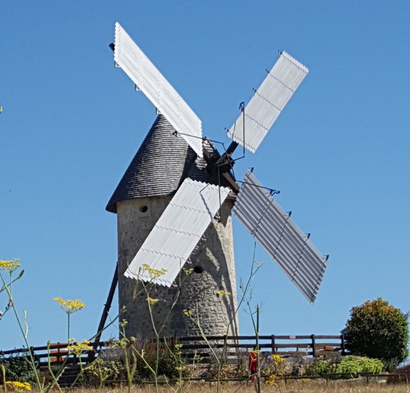 Moulin a Vent du Cluzelet景点图片