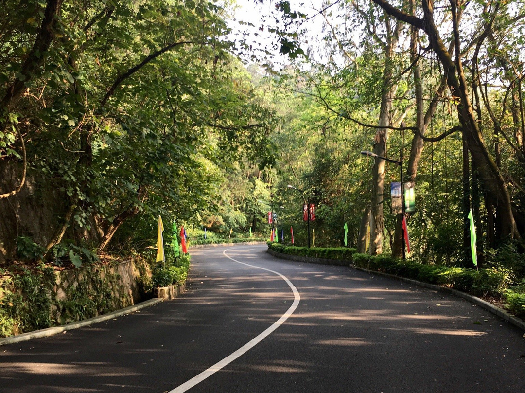 怡景假日酒店主图