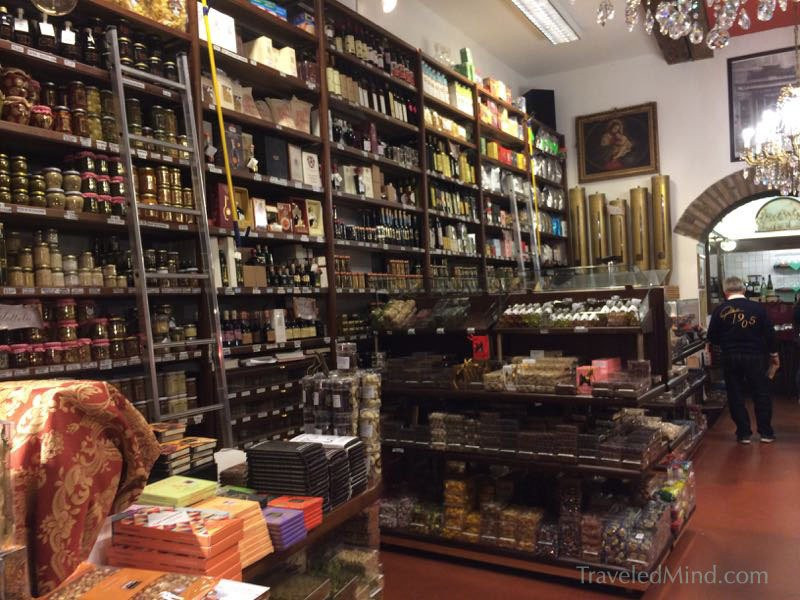 DROGHERIA GILBERTO 1905-博洛尼亚必去景点