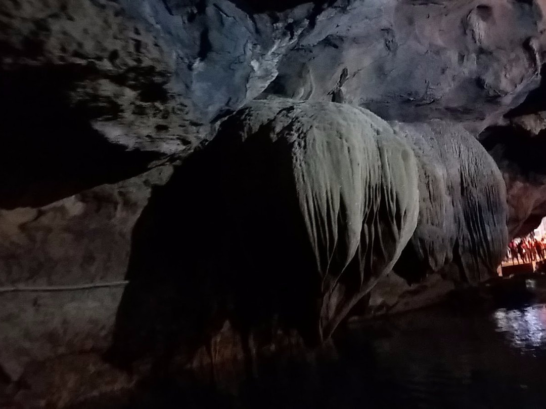 仙桥地下河-英德市必去景点