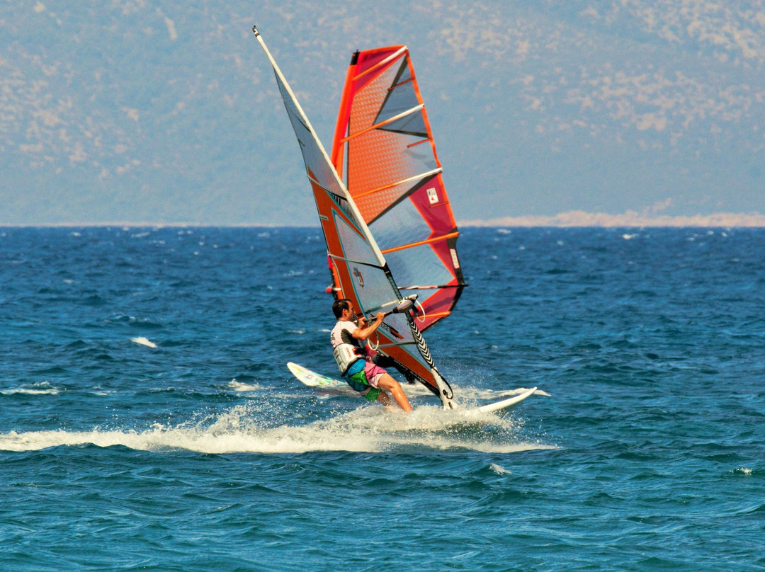 Imperial Windsurfing & Watersports Centre景点图片