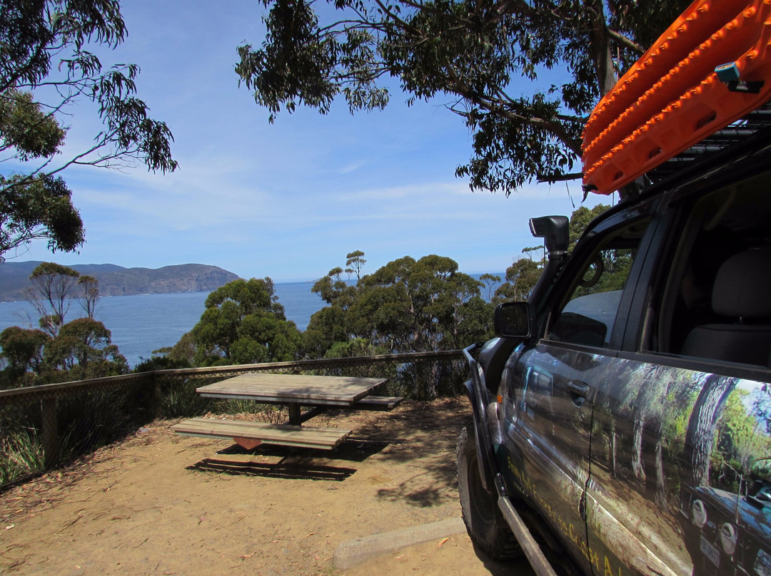 Bruny 4x4 Forest to Coast Adventures-霍巴特必去景点